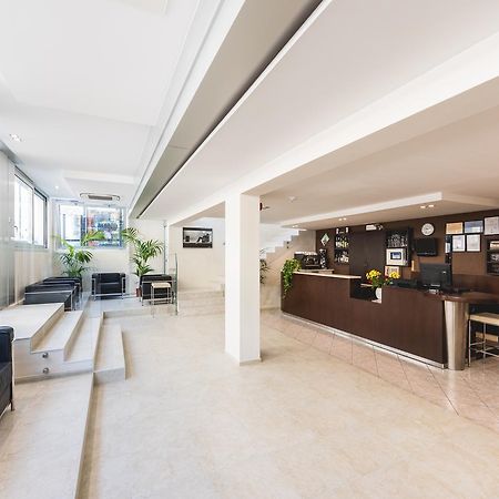 Hotel Romina Римини Екстериор снимка
